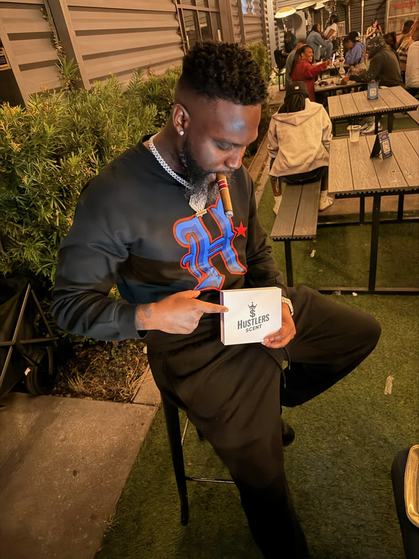 Customer photo 5
